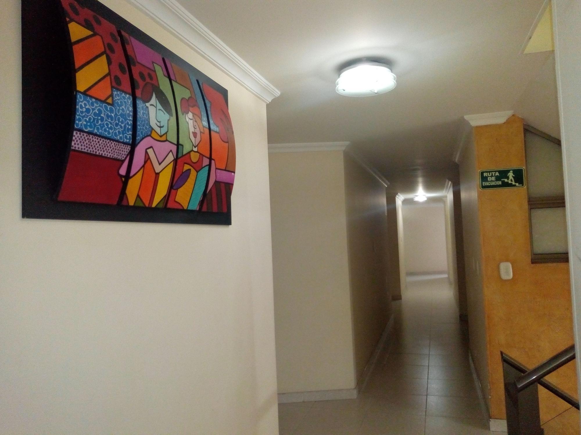 Hotel Ayenda Normandy โบโกตา ภายนอก รูปภาพ